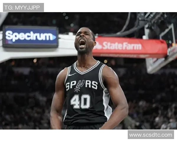 哈里森巴恩斯的篮球之路与职业生涯的辉煌成就探讨